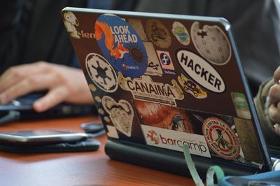Welche Open-Source-Software-Alternativen gibt es für teure Programme?